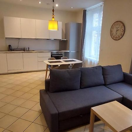 Apartament Zwyciestwa 45 格利维采 外观 照片