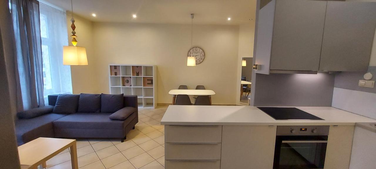 Apartament Zwyciestwa 45 格利维采 外观 照片