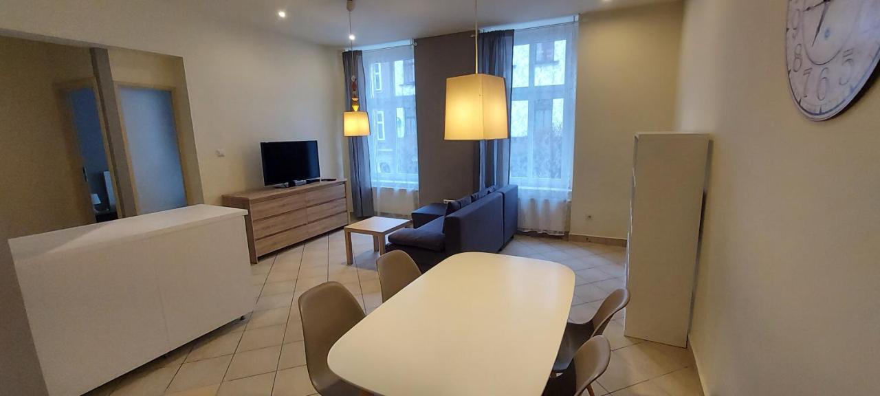 Apartament Zwyciestwa 45 格利维采 外观 照片